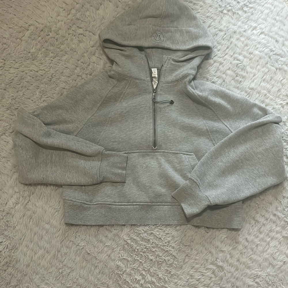 Heatherd Core light grey Lululemon half zip scuba
